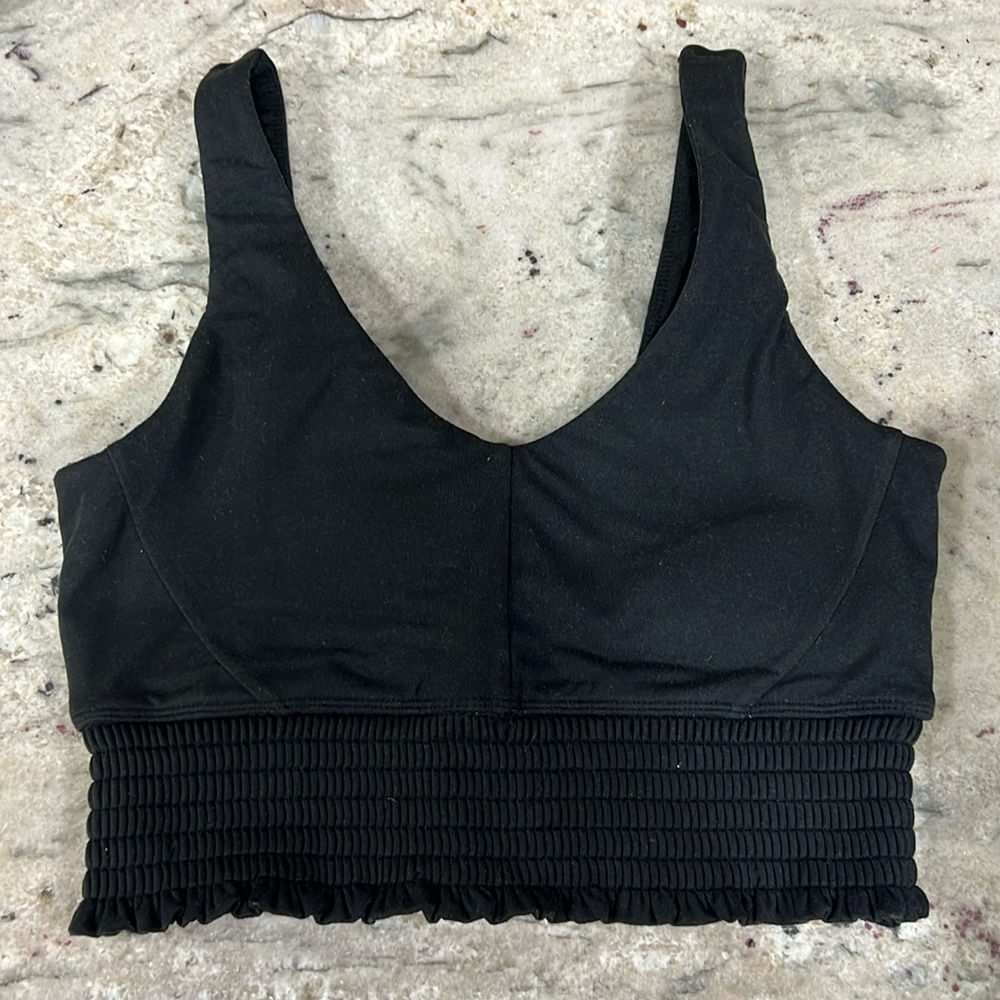 Black sports bra